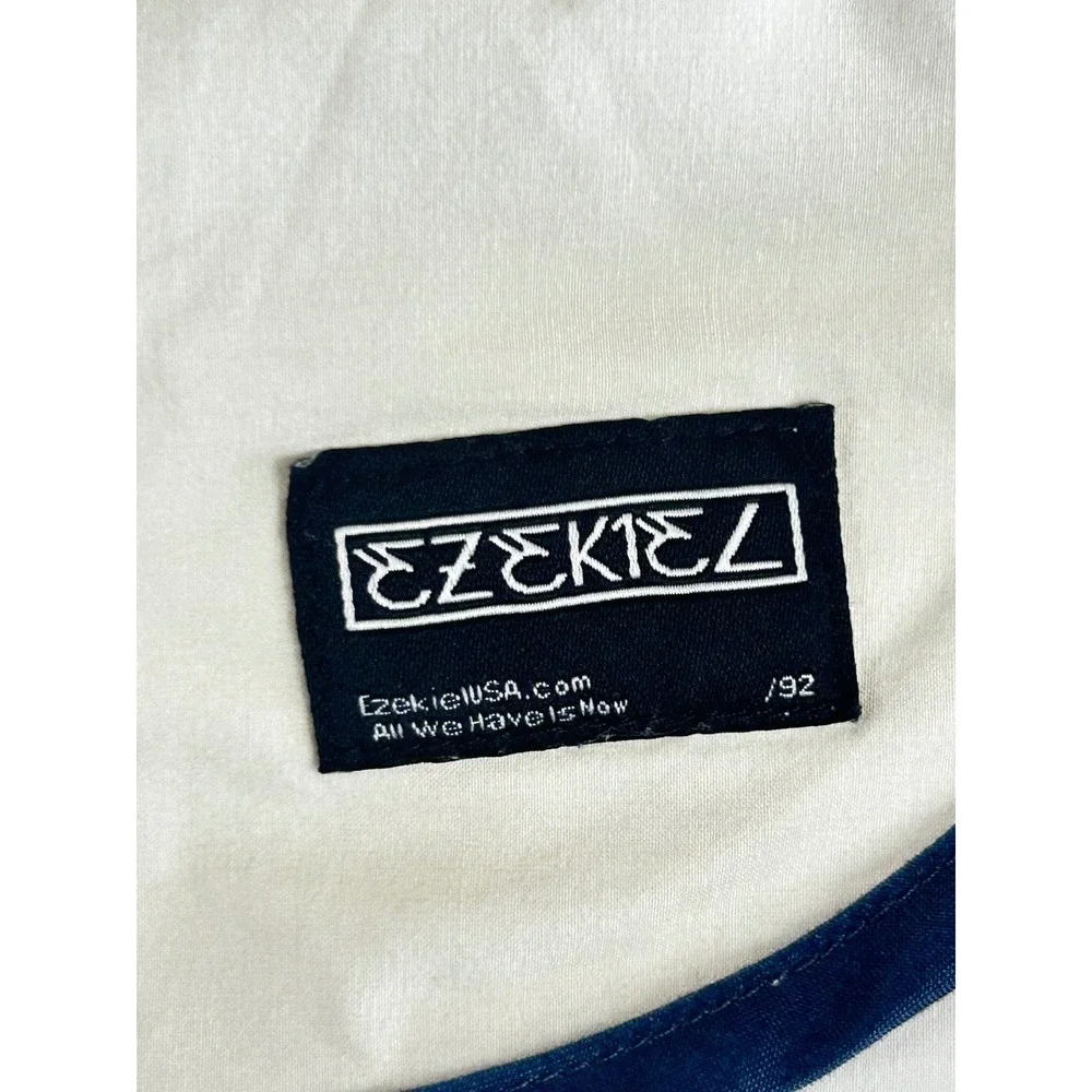 Ezekiel Board Shorts‎ Men 34 White Striped Surf Athletic Swimming Trunks